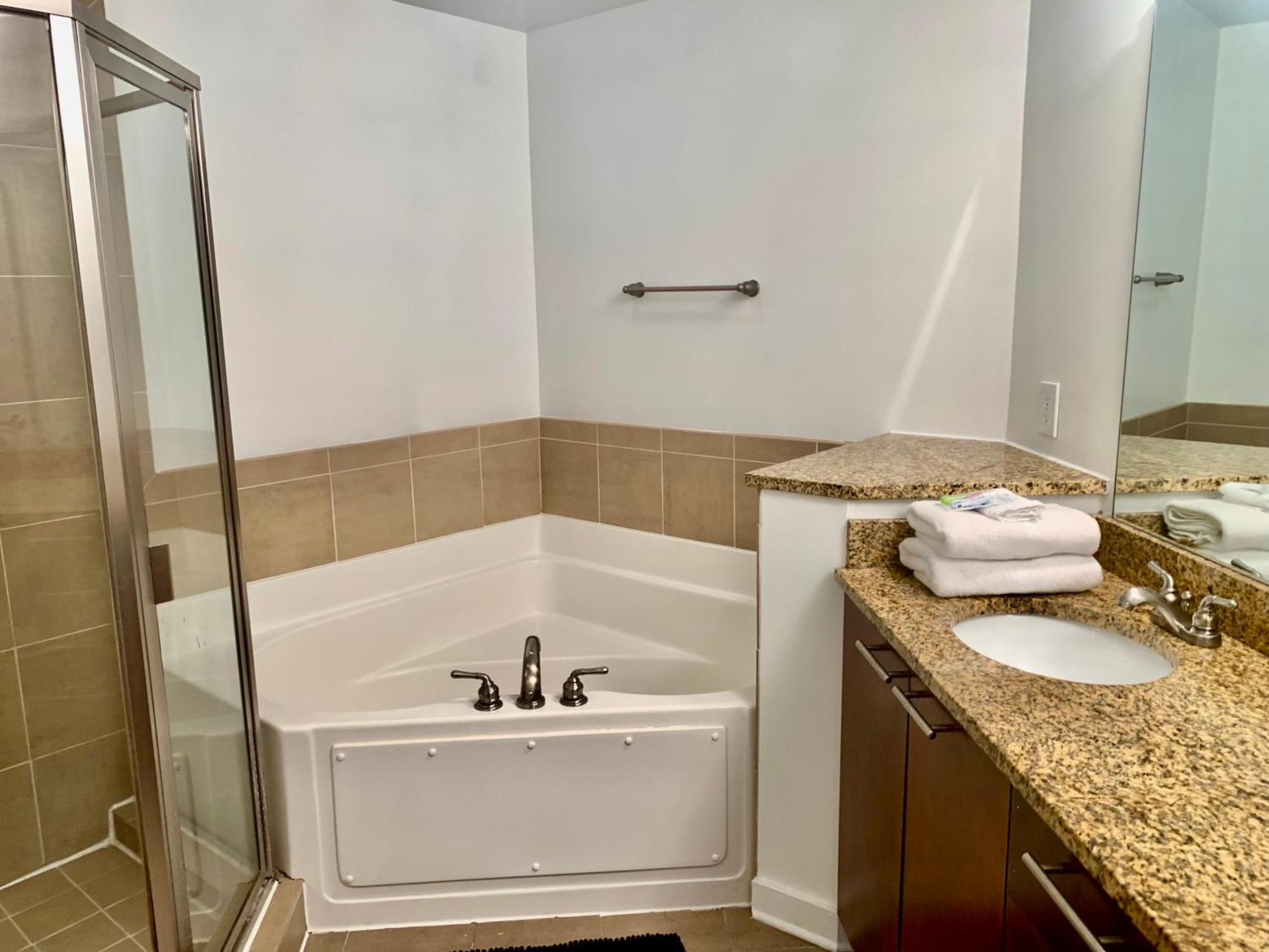 Grand 3Br Loft In Atlantic Station Lejlighed Atlanta Eksteriør billede